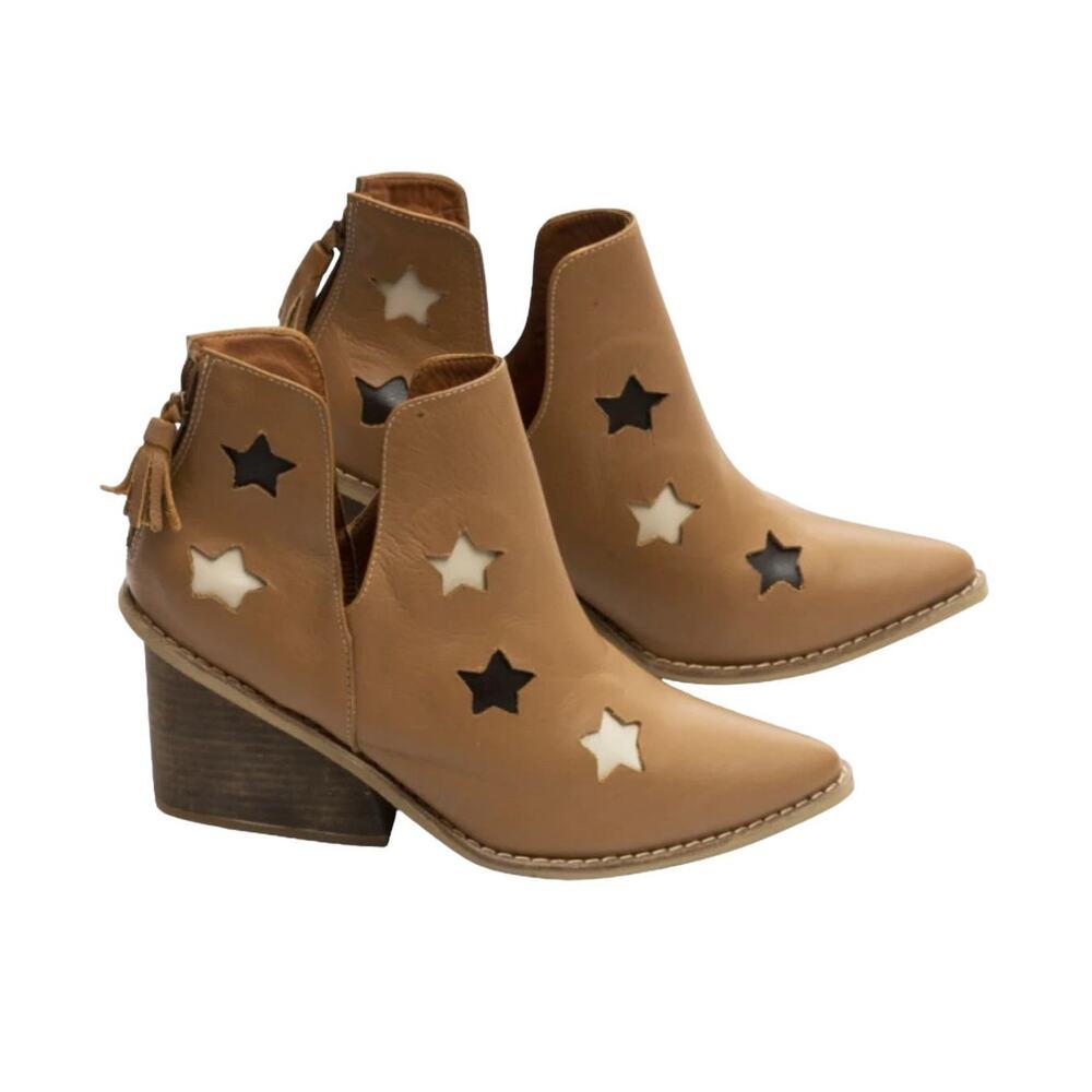 NIB! Silvia Cobos Shoot For The Moon Leather Booties - Size 6.5